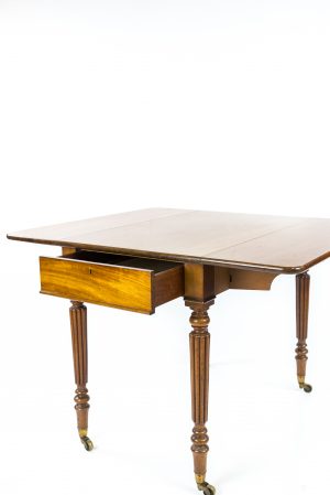 A GEORGE IV MAHOGANY PEMBROKE TABLE BY GILLOWS