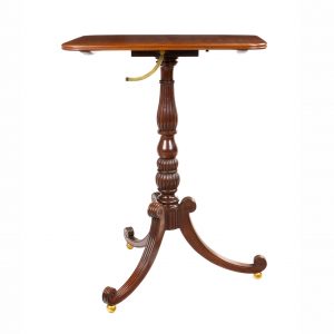 Regency pedestal table attributed to Gillows of Lancaster and London in plumb pudding mahogany.