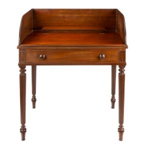 Regency Gillows wash stand in mahogany