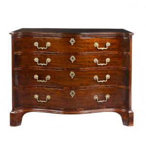 A fine quality George III Mahogany Serpentine Fronted Chest of Drawers, circa 1765